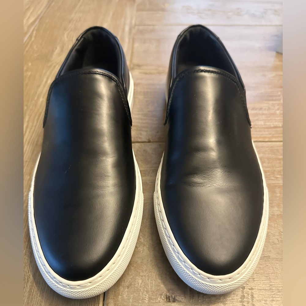Common Projects Woman - Black slip on leather shoes NWT Size 40/9